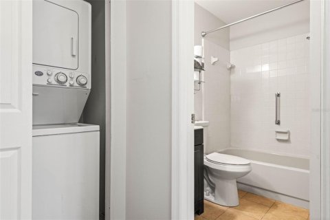 Copropriété à louer à Sun City Center, Floride: 2 chambres, 92.9 m2 № 2167835 - photo 11