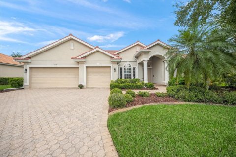 House in Sarasota, Florida 4 bedrooms, 230.49 sq.m. № 1902341 - photo 2