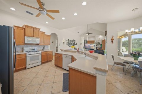 House in Sarasota, Florida 4 bedrooms, 230.49 sq.m. № 1902341 - photo 14