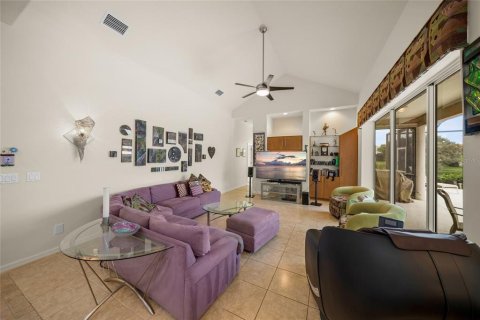 House in Sarasota, Florida 4 bedrooms, 230.49 sq.m. № 1902341 - photo 17