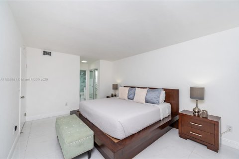 Copropriété à vendre à Miami, Floride: 1 chambre, 66.15 m2 № 1888180 - photo 14