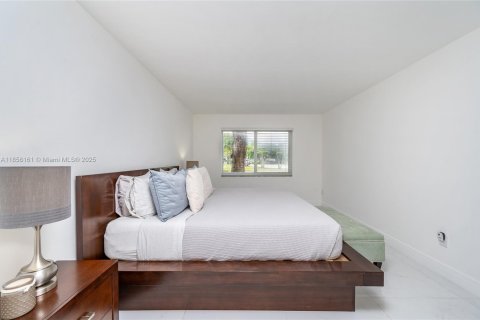 Copropriété à vendre à Miami, Floride: 1 chambre, 66.15 m2 № 1888180 - photo 16