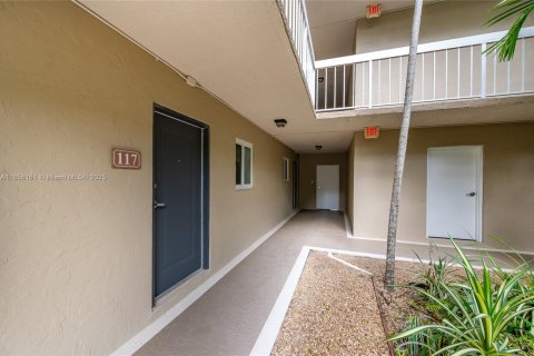 Copropriété à vendre à Miami, Floride: 1 chambre, 66.15 m2 № 1888180 - photo 20