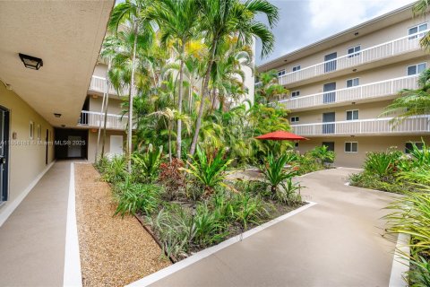 Copropriété à vendre à Miami, Floride: 1 chambre, 66.15 m2 № 1888180 - photo 21