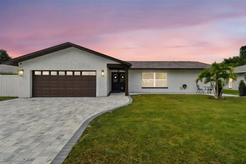 Casa en venta en Safety Harbor, Florida, 3 dormitorios, 178.93 m2 № 1904729 - foto 1