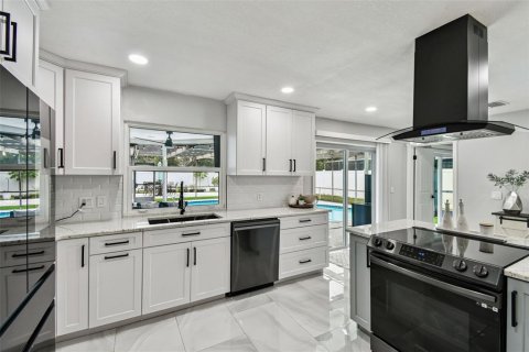 Casa en venta en Safety Harbor, Florida, 3 dormitorios, 178.93 m2 № 1904729 - foto 25