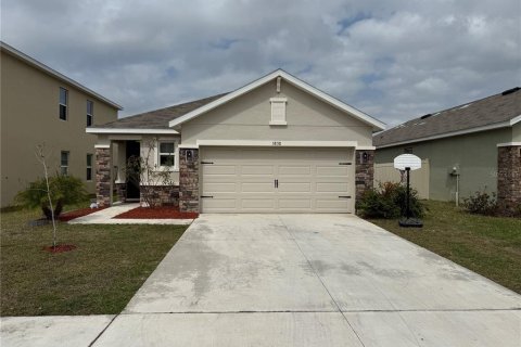 House in Sarasota, Florida 3 bedrooms, 138.8 sq.m. № 2096142