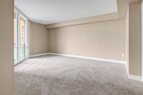 Condominio en venta en Aventura, Florida, 2 dormitorios, 149.57 m2 № 2077223 - foto 17