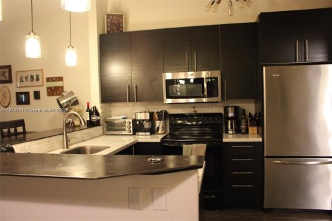 Touwnhouse à louer à Sunrise, Floride: 2 chambres, 100.98 m2 № 1971291 - photo 7