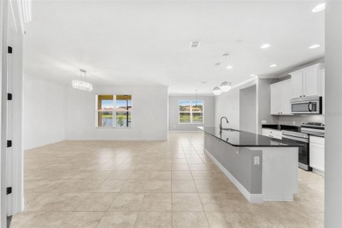 Купить виллу или дом в Киссимми, Флорида 6 комнат, 198.63м2, № 2149084 - фото 13