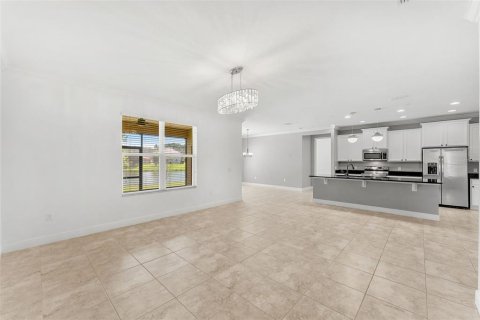 Купить виллу или дом в Киссимми, Флорида 6 комнат, 198.63м2, № 2149084 - фото 15
