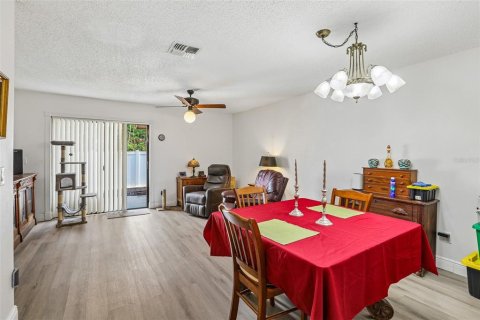 Купить таунхаус в Тампа, Флорида 10 комнат, 96.34м2, № 2215000 - фото 6