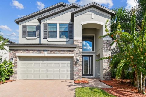 Villa ou maison à vendre à Lutz, Floride: 5 chambres, 328.04 m2 № 1902569 - photo 2