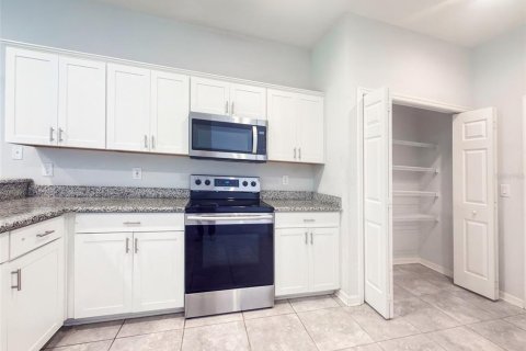 Touwnhouse à vendre à Sarasota, Floride: 3 chambres, 199.09 m2 № 2225956 - photo 10