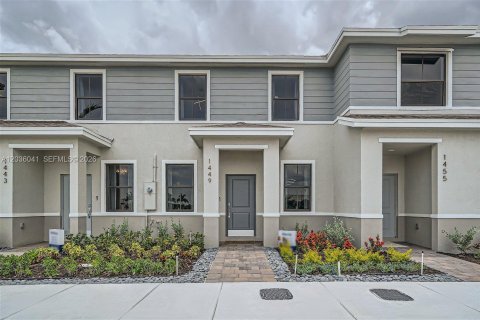 Casa en alquiler en Florida City, Florida, 3 dormitorios № 2085584 - foto 5