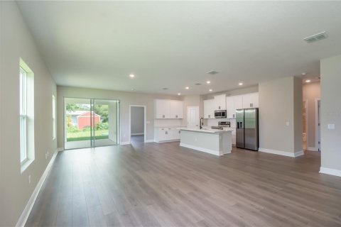 Casa en venta en Citrus Springs, Florida, 4 dormitorios, 193.33 m2 № 1906391 - foto 11