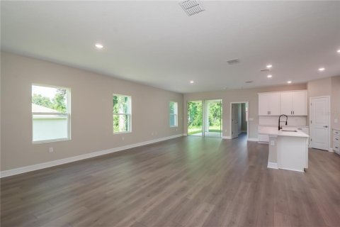 Casa en venta en Citrus Springs, Florida, 4 dormitorios, 193.33 m2 № 1906391 - foto 10