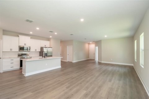 Casa en venta en Citrus Springs, Florida, 4 dormitorios, 193.33 m2 № 1906391 - foto 12