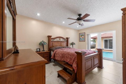 Купить виллу или дом в Майами, Флорида 4 спальни, 202.06м2, № 2051847 - фото 17