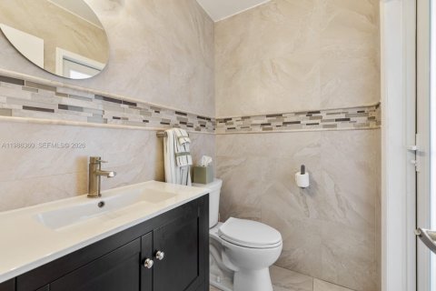 Купить виллу или дом в Майами, Флорида 4 спальни, 202.06м2, № 2051847 - фото 23