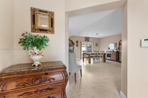 Купить виллу или дом в Майами, Флорида 4 спальни, 202.06м2, № 2051847 - фото 8