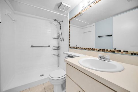 Купить кондоминиум в Тарпон-Спрингс, Флорида 5 комнат, 90.95м2, № 2149178 - фото 20