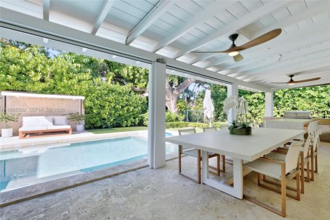 Купить виллу или дом в Саут-Майами, Флорида 4 спальни, 234.49м2, № 2058532 - фото 22