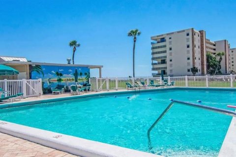 Copropriété à vendre à Cocoa Beach, Floride: 2 chambres, 75.81 m2 № 2333925 - photo 2