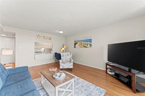 Copropriété à vendre à Cocoa Beach, Floride: 2 chambres, 75.81 m2 № 2333925 - photo 11