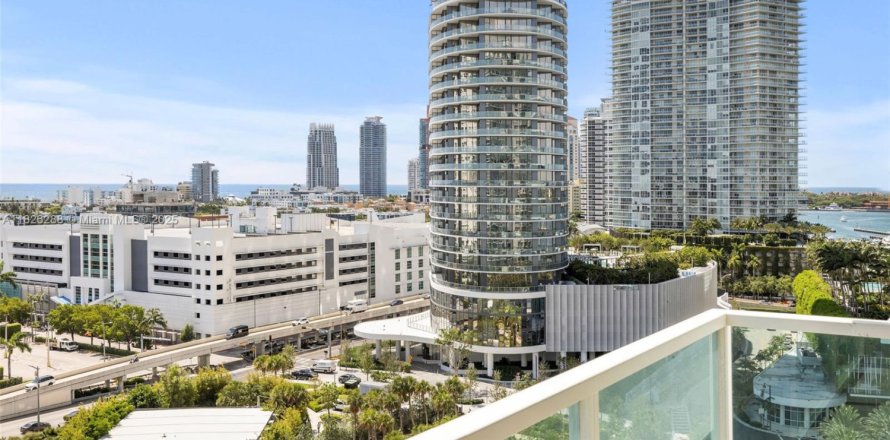 Condo à Miami Beach, Floride, 3 chambres № 1797498