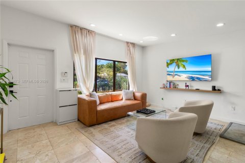 Casa en venta en South Miami, Florida, 2 dormitorios, 97.55 m2 № 2032450 - foto 6