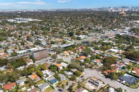 Casa en venta en South Miami, Florida, 2 dormitorios, 97.55 m2 № 2032450 - foto 27