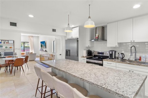 Casa en venta en South Miami, Florida, 2 dormitorios, 97.55 m2 № 2032450 - foto 14