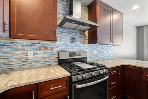 Villa ou maison à vendre à New Port Richey, Floride: 2 chambres, 131.92 m2 № 2436899 - photo 18