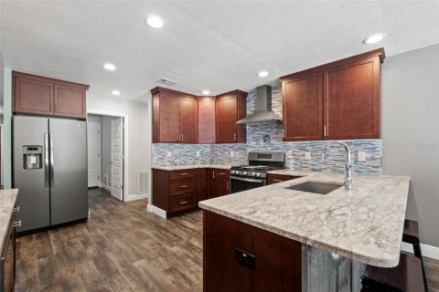 Villa ou maison à vendre à New Port Richey, Floride: 2 chambres, 131.92 m2 № 2436899 - photo 21