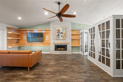 Villa ou maison à vendre à New Port Richey, Floride: 2 chambres, 131.92 m2 № 2436899 - photo 11