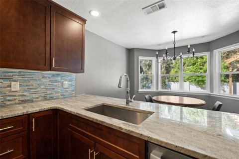Villa ou maison à vendre à New Port Richey, Floride: 2 chambres, 131.92 m2 № 2436899 - photo 19