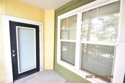 Condominio en alquiler en Tampa, Florida, 1 dormitorio, 80.55 m2 № 1905104 - foto 6