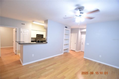 Condominio en alquiler en Tampa, Florida, 1 dormitorio, 80.55 m2 № 1905104 - foto 14