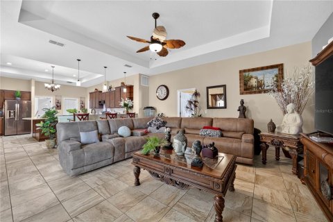 Casa en venta en Ocala, Florida, 4 dormitorios, 333.15 m2 № 2205280 - foto 23