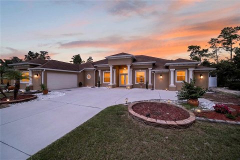 Casa en venta en Ocala, Florida, 4 dormitorios, 333.15 m2 № 2205280 - foto 2