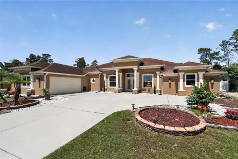 Casa en Ocala, Florida 4 dormitorios, 333.15 m2 № 2205280