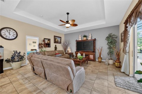 Casa en venta en Ocala, Florida, 4 dormitorios, 333.15 m2 № 2205280 - foto 19