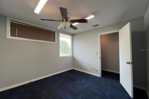 Propiedad comercial en alquiler en Ocala, Florida, 122.63 m2 № 1831316 - foto 16