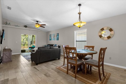 Villa ou maison à louer à Kissimmee, Floride: 3 chambres, 128.39 m2 № 2415324 - photo 6