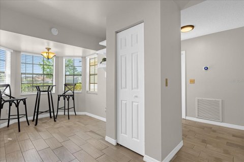 Villa ou maison à louer à Kissimmee, Floride: 3 chambres, 128.39 m2 № 2415324 - photo 5