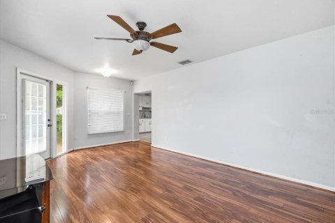 House in Saint Petersburg, Florida 2 bedrooms, 131.09 sq.m. № 2322905 - photo 18