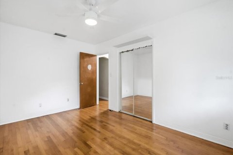House in Saint Petersburg, Florida 2 bedrooms, 131.09 sq.m. № 2322905 - photo 20