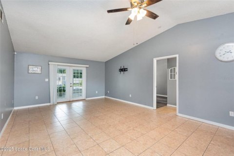 House in Titusville, Florida 2 bedrooms, 96.34 sq.m. № 1829948 - photo 9