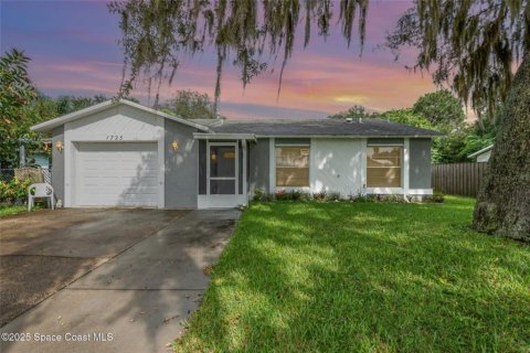 House in Titusville, Florida 2 bedrooms, 96.34 sq.m. № 1829948 - photo 1